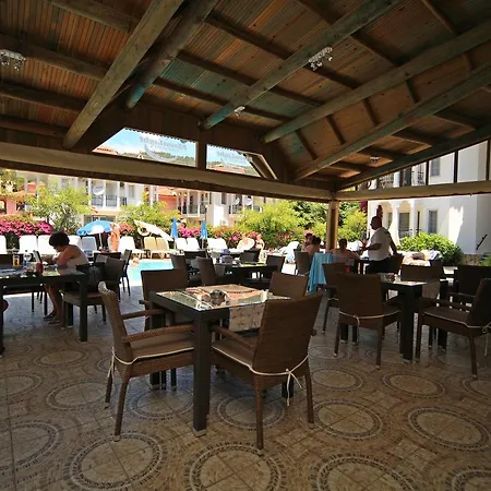 Appart hôtel Moonlight Apart 3*